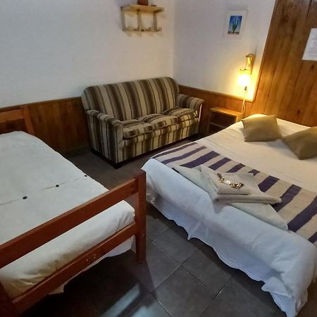 Hostal Amalaya Bed & Breakfast Humahuaca Exterior photo
