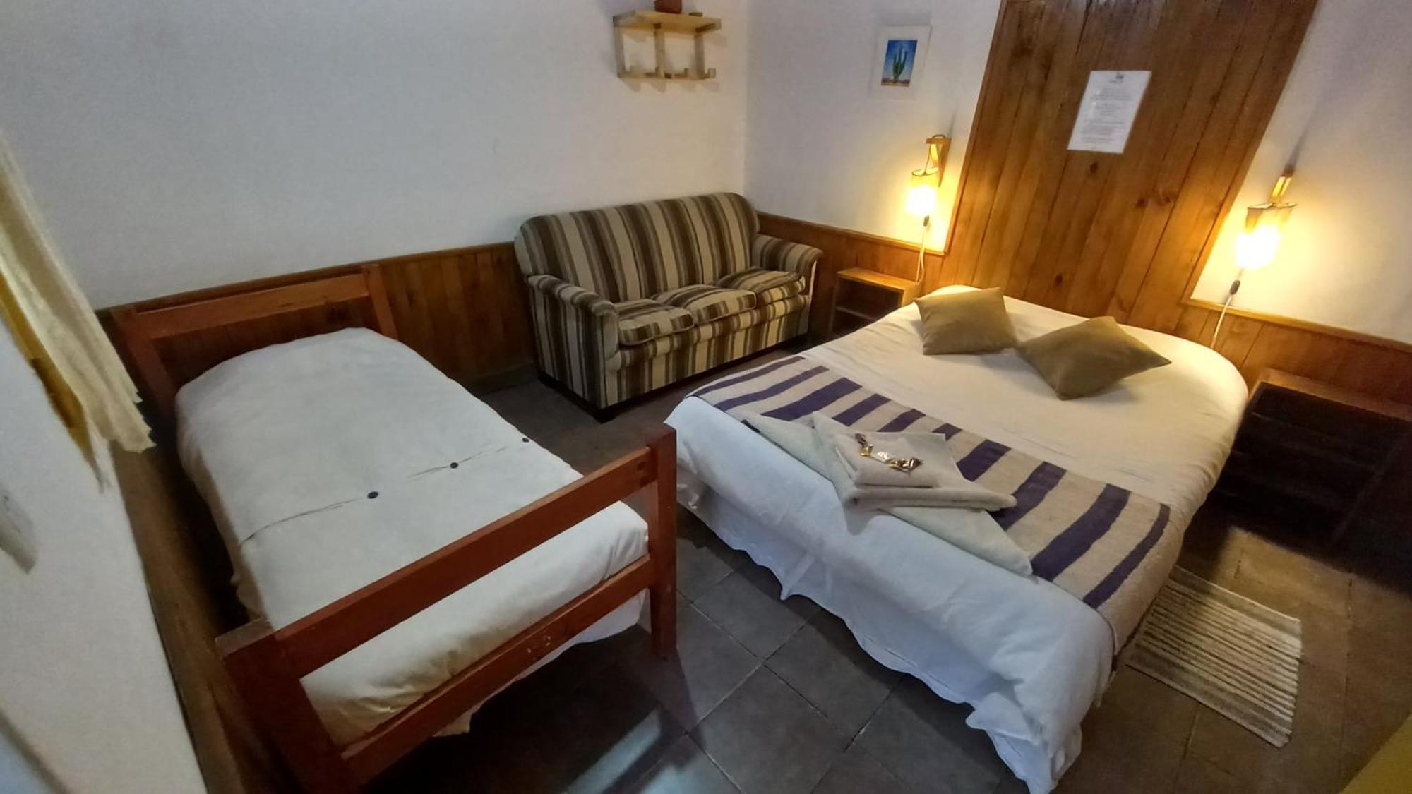 Hostal Amalaya Bed & Breakfast Humahuaca Exterior photo