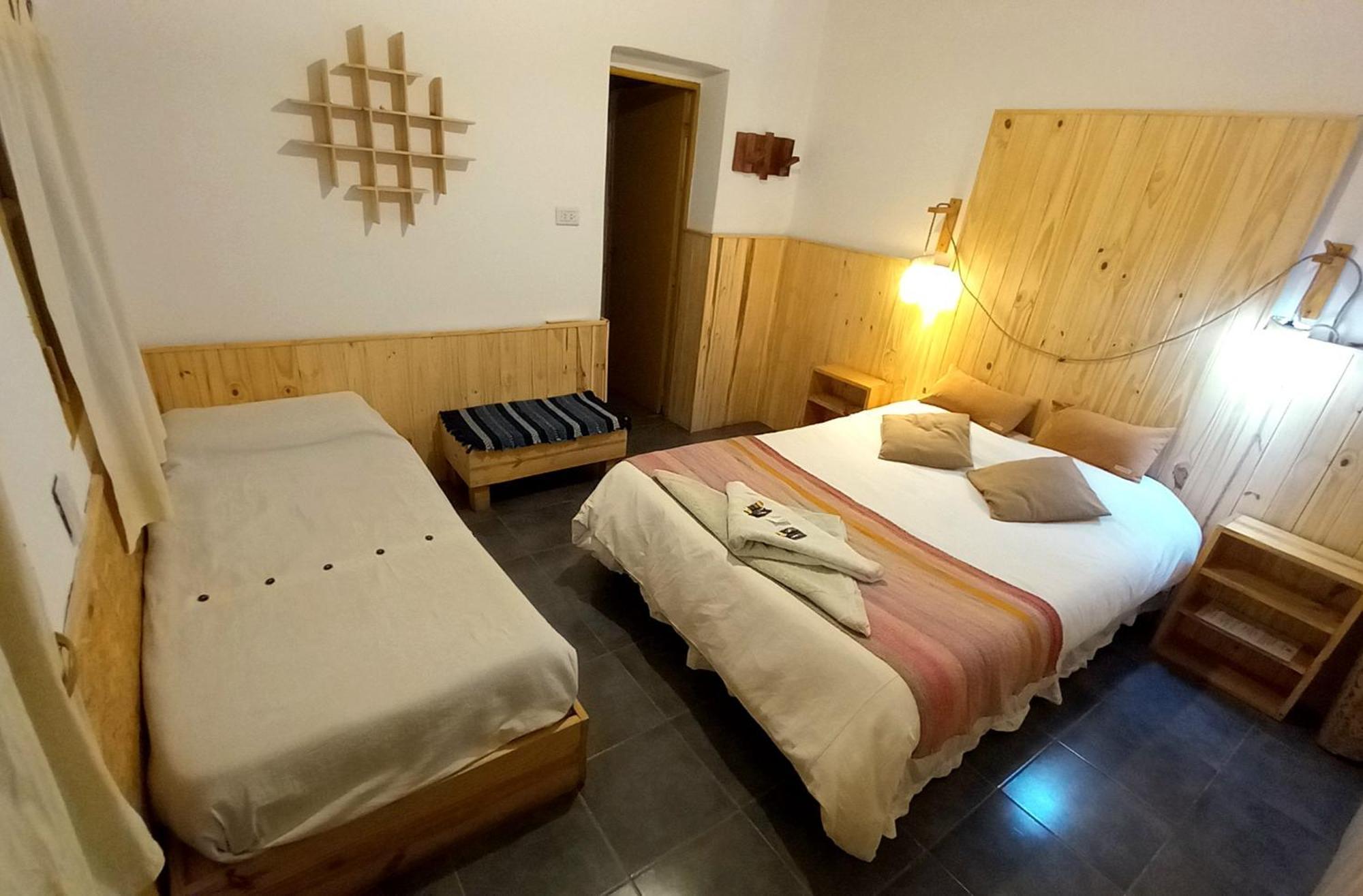 Hostal Amalaya Bed & Breakfast Humahuaca Exterior photo